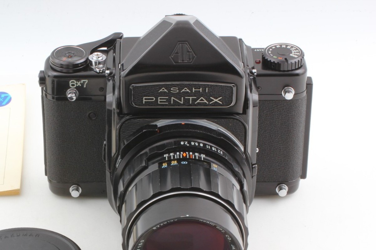 Asahi Pentax 6x7 with SMC Takumar 150mm f/2.8, front view